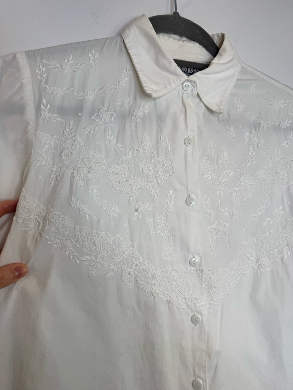 Vintage Nevada White Embroidered Button Up Blouse Cottagecore Coquette Top sz 8 - Picture 3 of 8